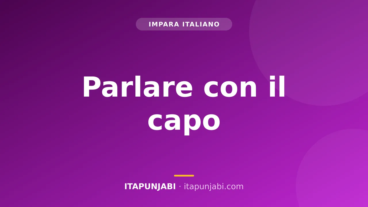 Un lavoratore che parla con il capo in ufficio in Italia